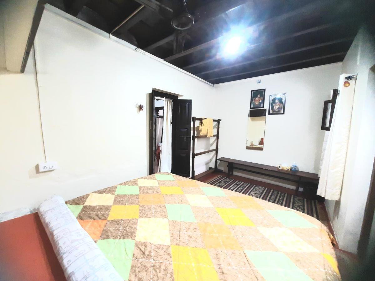 Sardar Bahadur'S Heritage Bungalow Estate Stay Napoklu Εξωτερικό φωτογραφία