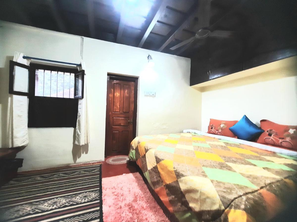 Sardar Bahadur'S Heritage Bungalow Estate Stay Napoklu Εξωτερικό φωτογραφία